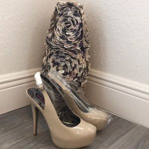 BRAND NEW Platform Sling Backs👡👡